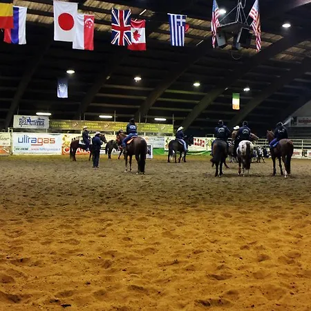 Cowboys Guest Ranch فوغيرا